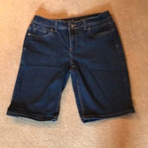 Simply Vera jean shorts